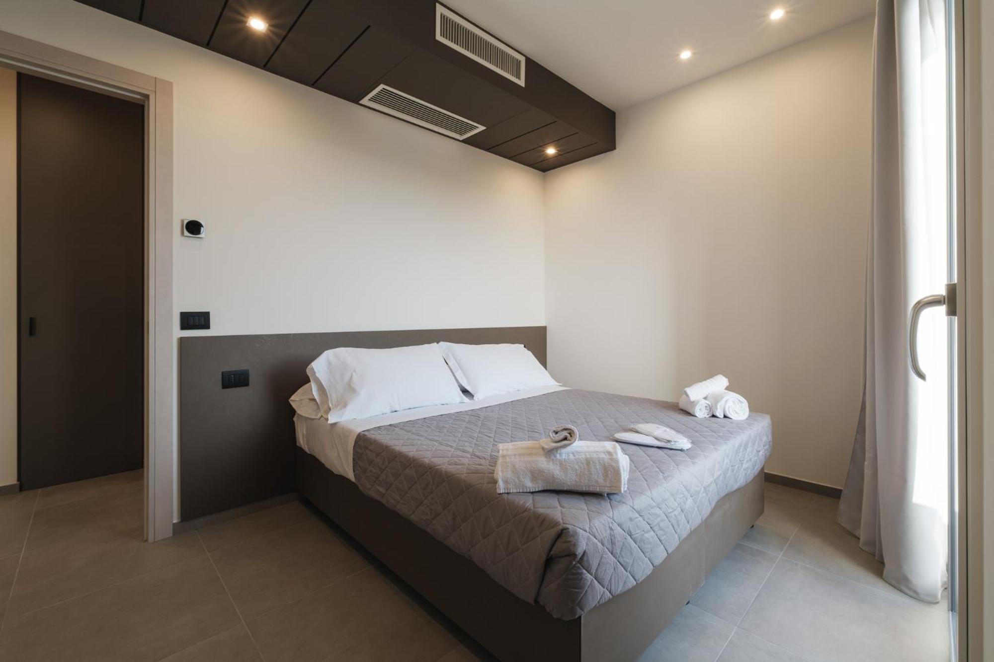 Residence Goldoni6 Suite Apartment Ріміні Екстер'єр фото