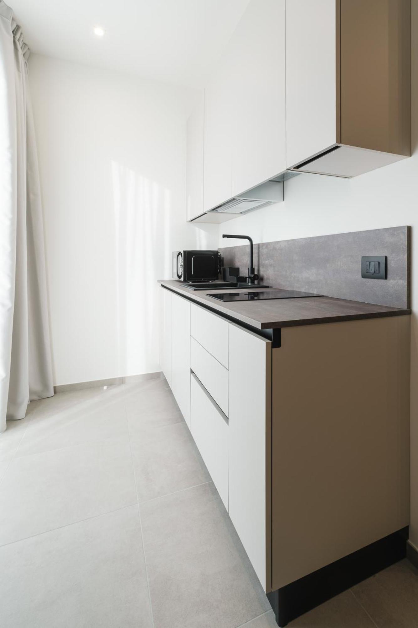 Residence Goldoni6 Suite Apartment Ріміні Екстер'єр фото