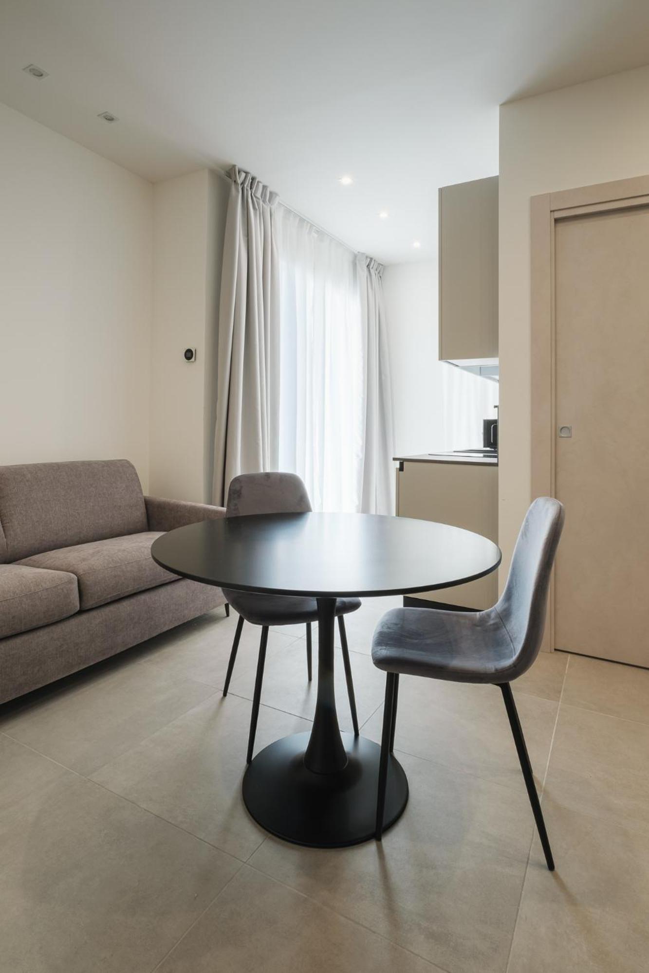 Residence Goldoni6 Suite Apartment Ріміні Екстер'єр фото