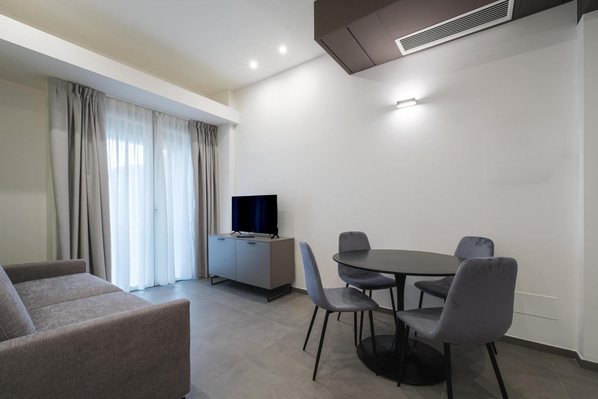 Residence Goldoni6 Suite Apartment Ріміні Екстер'єр фото
